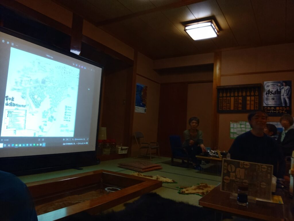 登山の説明のようす